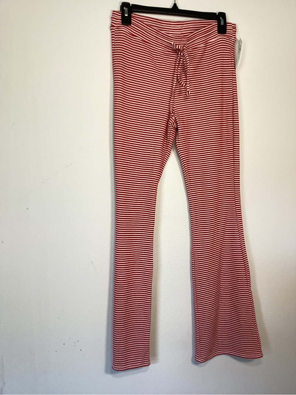 NWT Hollister Red and White Striped Drawstring Knit PantsnWT - Picture 3 of 7